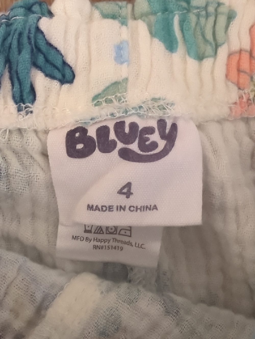 Toddler Girl's Bluey Gauze Tank & Short Set with Matching Scrunchie, 4T - Picture 2 of 7